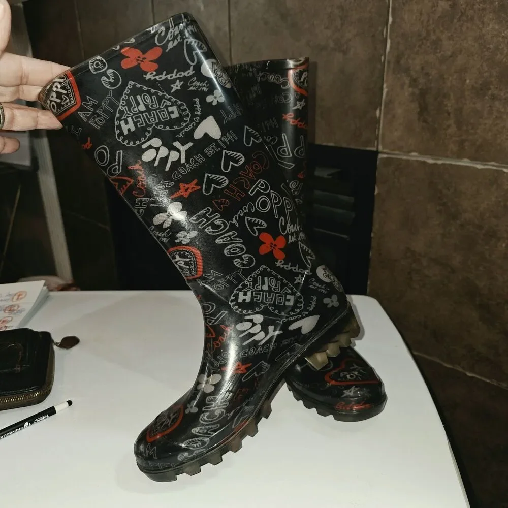 COACH POPPY Pixy Sz 6 Jelly Black All Over Logo ❤️ Outdoor Mud Rubber Rain Boots